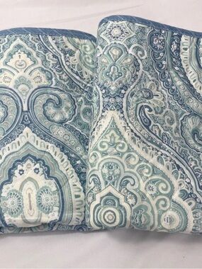 Tommy Bahama blue /aqua green Queen pillow shams 3